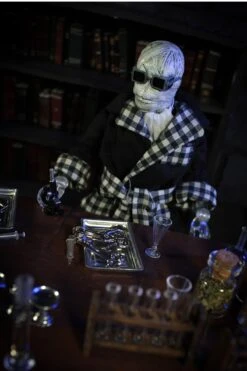 Invisible Man 8" Clothed Action Figure By Mego -Spiderman Hanging Store Invisible Man MEGO in action 36074.1655133987