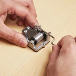 Happy Little Music Box Collection: Birthday / Sunshine / Over The Rainbow / La Vie En Rose / Wedding March -Spiderman Hanging Store Music Box Lifestyle 32250.1655062845