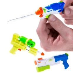 World's Smallest Super Soaker - 3 Styles -Spiderman Hanging Store Super Soaker 3 Styles 04014.1603422040