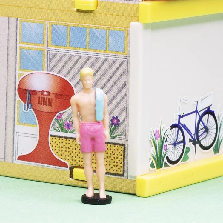 World's Smallest Barbie Malibu Dreamhouse 8 World's Smallest Barbie Malibu Dreamhouse - Image 6